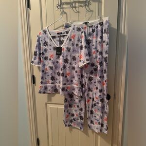 Simply Vera Wang pajamas